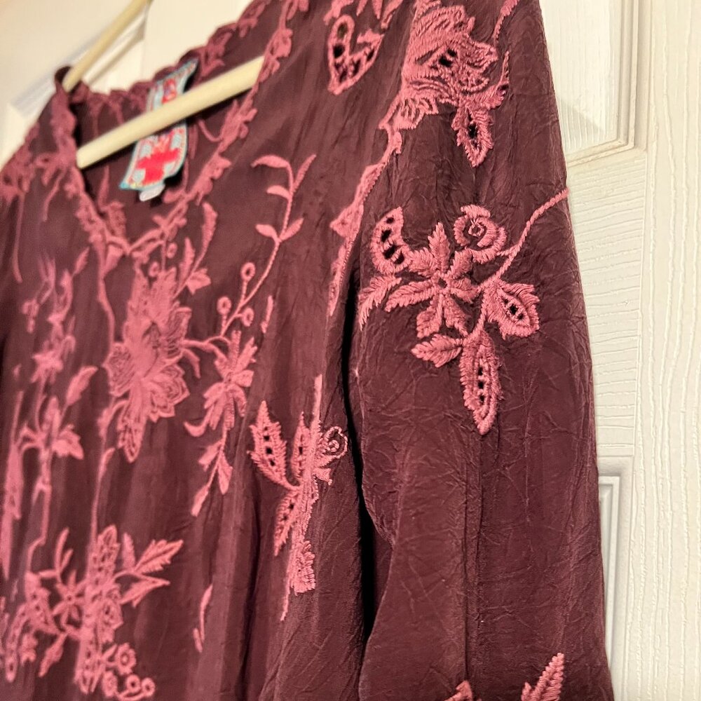 Johnny Was Burgundy Eyelet Tunic Size Small - Great Condition! - Picture 2 of 8